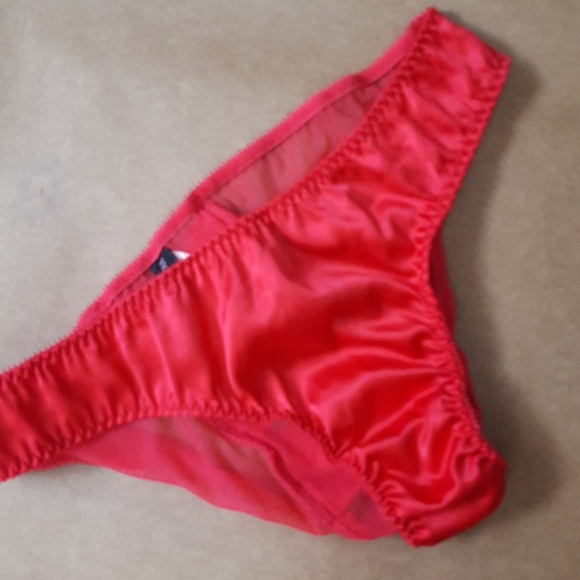 Victoria's secret sexy cheekini bow rhinestone med - Picture 2 of 4